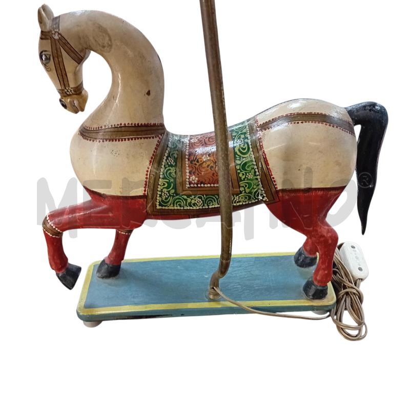 LAMPADA BASE CAVALLO LEGNO COPRILUME DORATO | Mercatino dell'Usato Civitavecchia 4