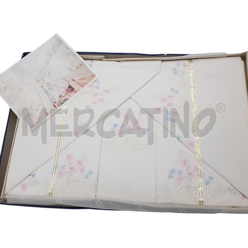 LENZUOLO MATRIMONIALE FIORI ROSA FIOCCHI | Mercatino dell'Usato Civitavecchia 1