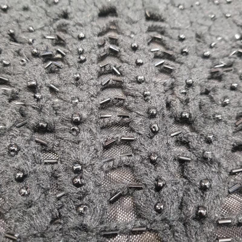 MAGLIA D GATTINONI SCOLLO V NERA PERLINE IN TONO | Mercatino dell'Usato Civitavecchia 4
