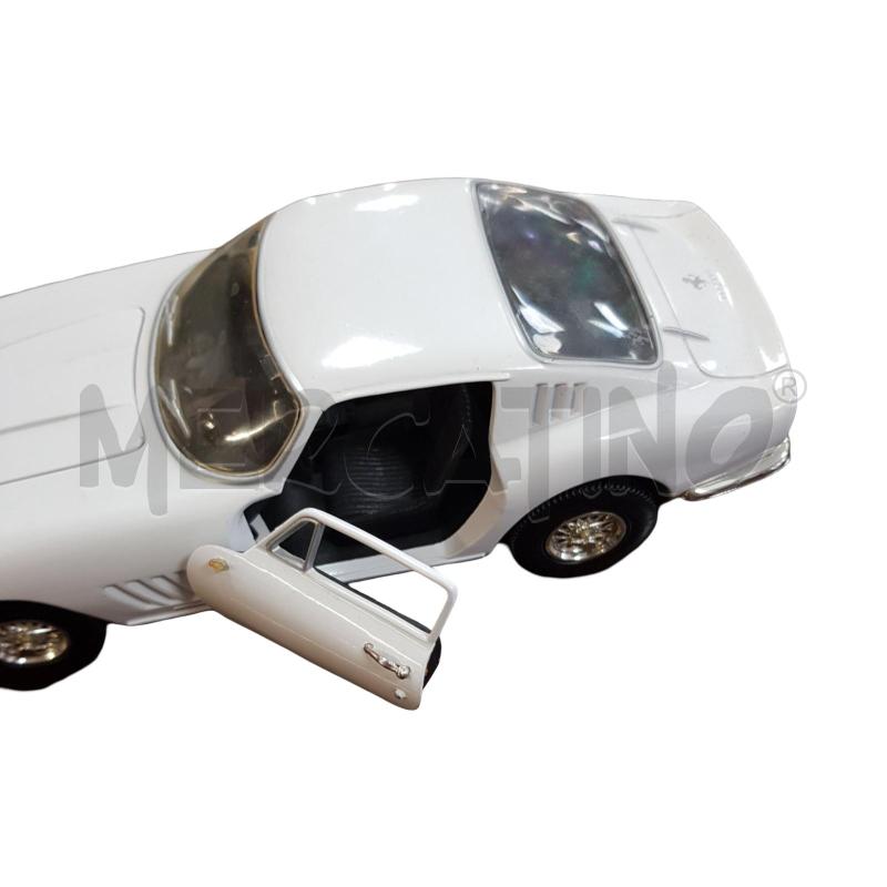 MODELLINO FERRARI GTB/4 ERTL BIANCA 1/18 | Mercatino dell'Usato Civitavecchia 5