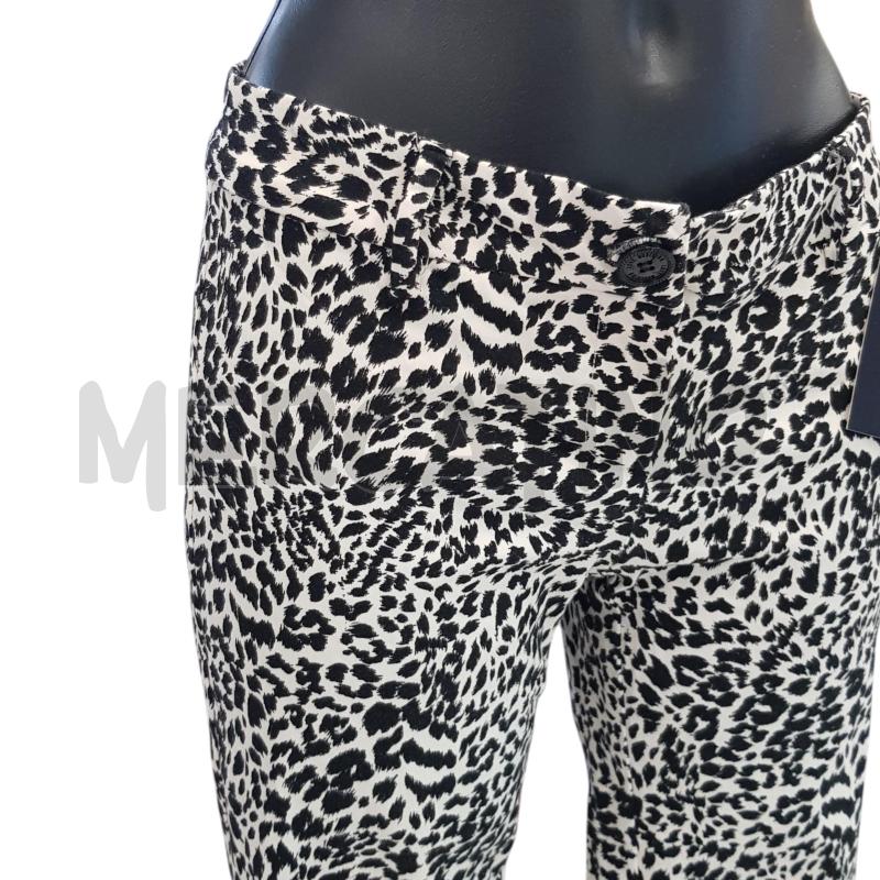 PANTALONE D LOVE MOSCHINO MACULATO BIANCO NERO | Mercatino dell'Usato Civitavecchia 3