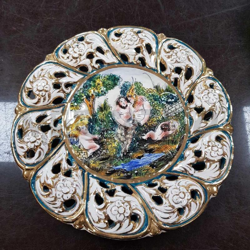 PIATTO CAPODIMONTE FAUNO  | Mercatino dell'Usato Civitavecchia 1