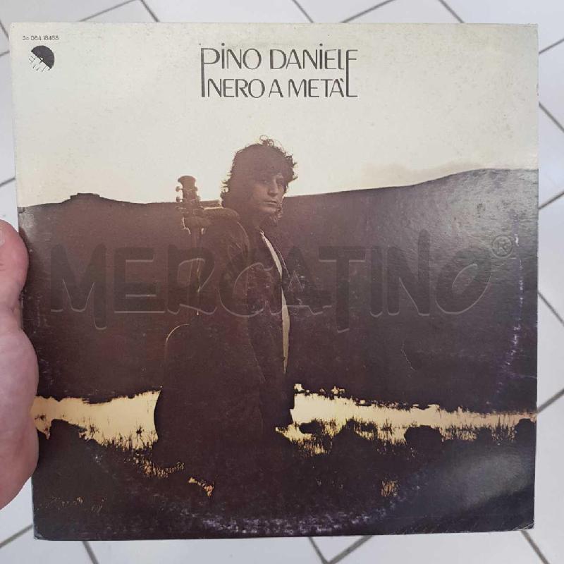 PINO DANIELE NERO A META' | Mercatino dell'Usato Civitavecchia 1