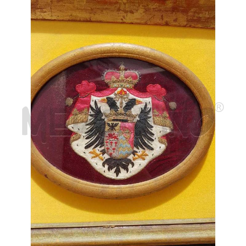 QUADRO ECCE HOMO 38X51 SU LEGNO+STEMMA RICAMATO | Mercatino dell'Usato Civitavecchia 3