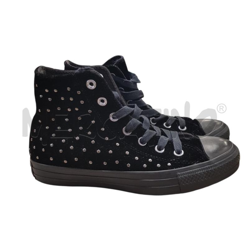 SCARPE D CONVERSE VELLURO NER BORCHIE  | Mercatino dell'Usato Civitavecchia 1