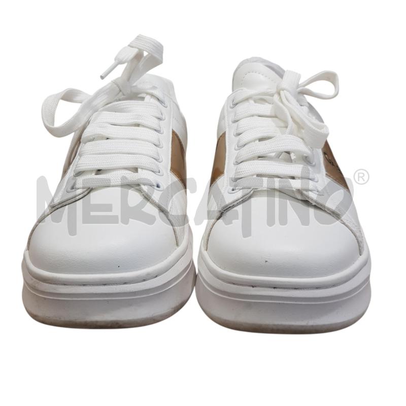 SCARPE D GAELLE BIANCHE ORO | Mercatino dell'Usato Civitavecchia 2