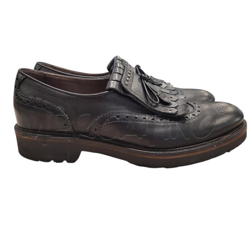 SCARPE D NEROGIARDINI PELLE NERA FRANGE | Mercatino dell'Usato Civitavecchia 1