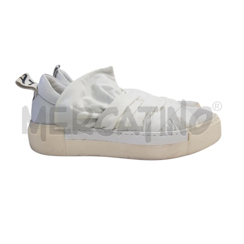 SCARPE D VIC MATIE BIANCHE FASCIA | Mercatino dell'Usato Civitavecchia 1