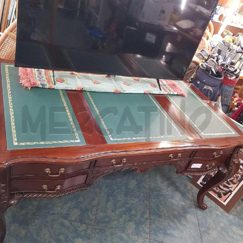 SCRITTOIO C.MOGANO PIANO ECOPELLE STAMPATA | Mercatino dell'Usato Civitavecchia 2