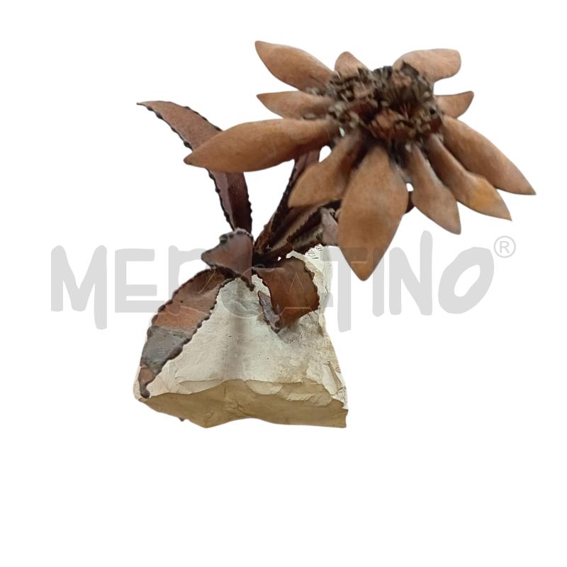 SCULTURA VITTO PIOTTI FIORE STELLA 22X 26 CM | Mercatino dell'Usato Civitavecchia 2