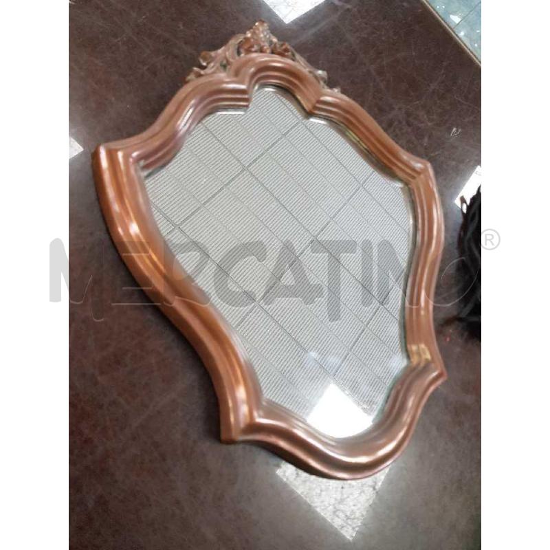 SPECCHIO CORNICE RAME FORMA SCUDO  | Mercatino dell'Usato Civitavecchia 3