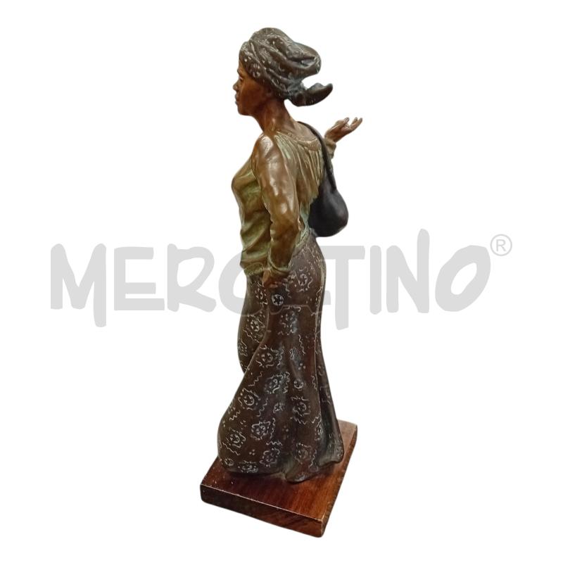 STATUA BRONZO HASSOUN DONNA LIBANESE CM 47 | Mercatino dell'Usato Civitavecchia 2