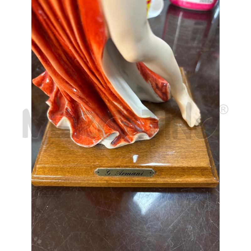STATUINA GITANA G.ARMANI CAPO DI MONTE 36X14X14CM | Mercatino dell'Usato Civitavecchia 4
