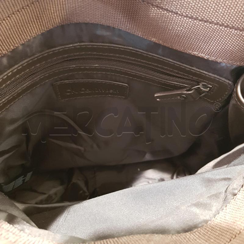 TRACOLLA U CALVIN KLEIN MARRONE TELA MONOGRAN  | Mercatino dell'Usato Civitavecchia 5