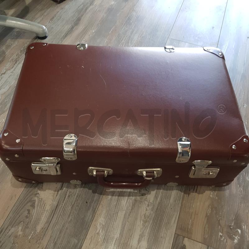 VALIGIA VINTAGE ANNI 40 MARRONE SCURO BORCHIE METALLO | Mercatino  dell'Usato Civitavecchia