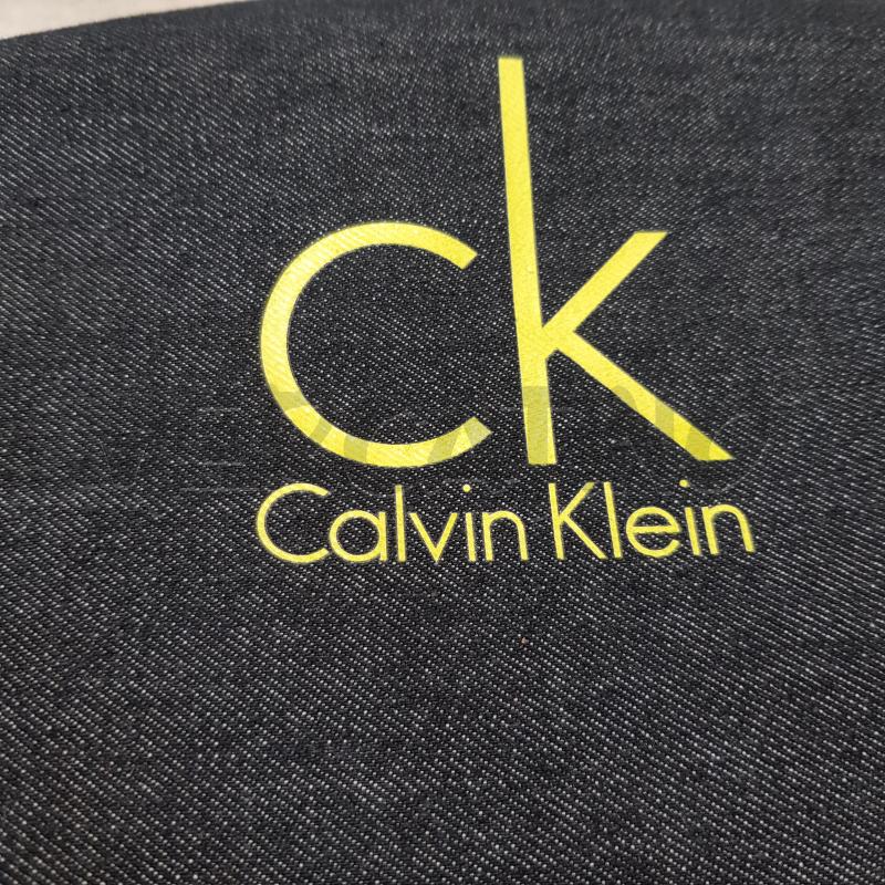 ZAINETTO U CALVIN KLEIN DENIM NERO DETT GIALLOFLUO | Mercatino dell'Usato Civitavecchia 4