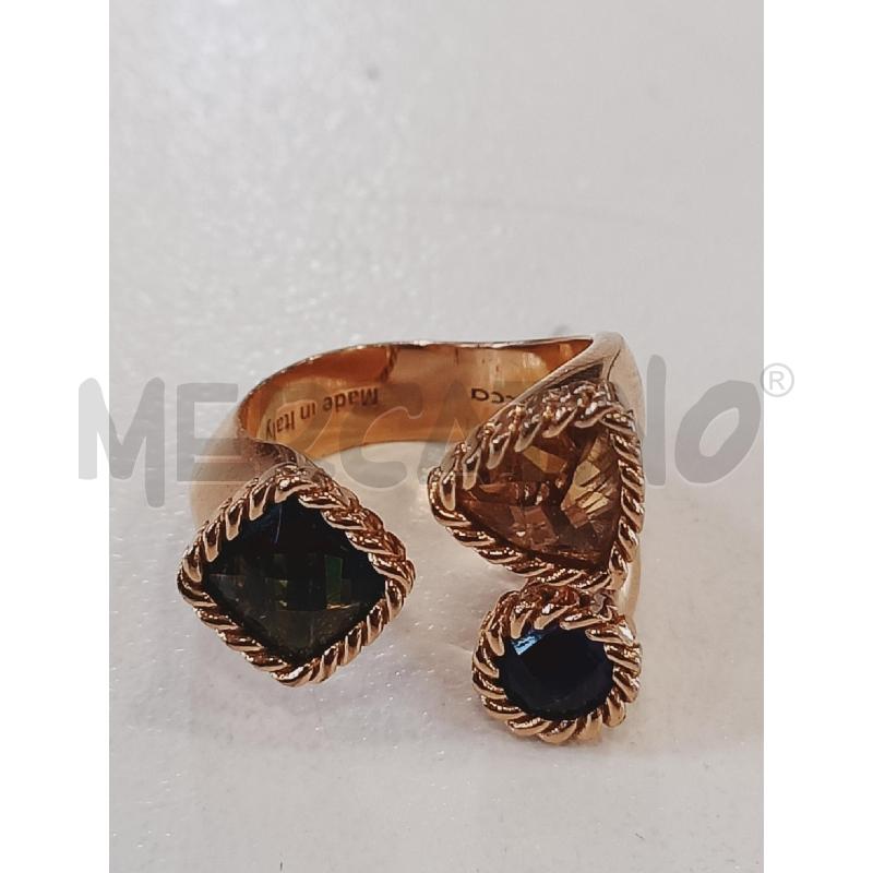 ANELLO DONNA REBECCA DORATO 3 PIETRE SFACC SINTETICHE | Mercatino dell'Usato Roma rebibbia 1