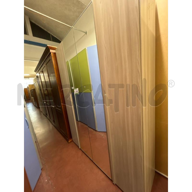 ARMADIO GRIGIO 2/A 2/A SPECCHIO | Mercatino dell'Usato Roma rebibbia 1