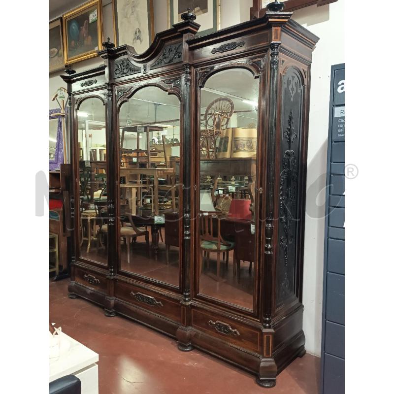 ARMADIO LEGNO SCURO STILE UMBERTINO | Mercatino dell'Usato Roma rebibbia 1