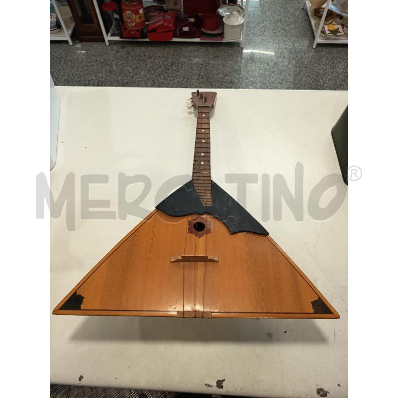 BALALAIKA LEGNO  3 CORDE | Mercatino dell'Usato Roma rebibbia 1