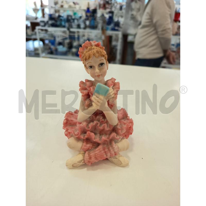 BAMBOLA CERAMICA ROSSA LELLI KELLY | Mercatino dell'Usato Roma rebibbia 1