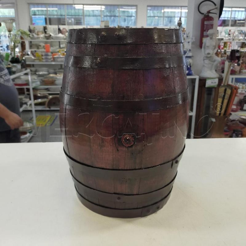 BARILE LEGNO VUOTO | Mercatino dell'Usato Roma rebibbia 1