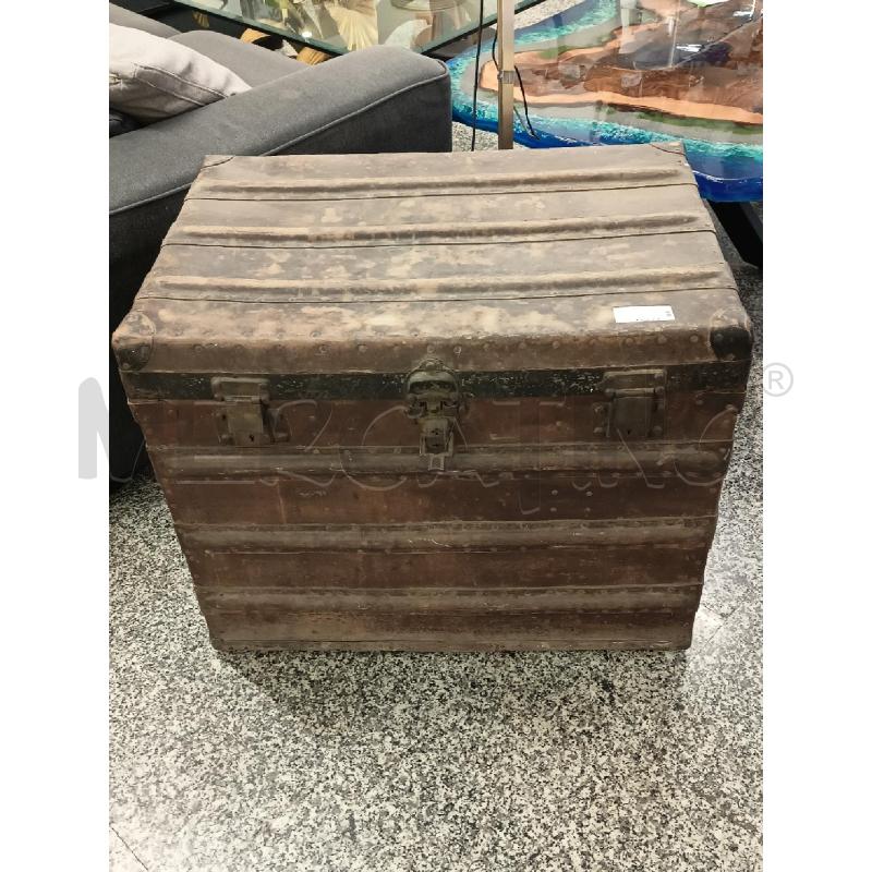 BAULE CUOIO LEGNO METALLO DA RIV | Mercatino dell'Usato Roma rebibbia 2
