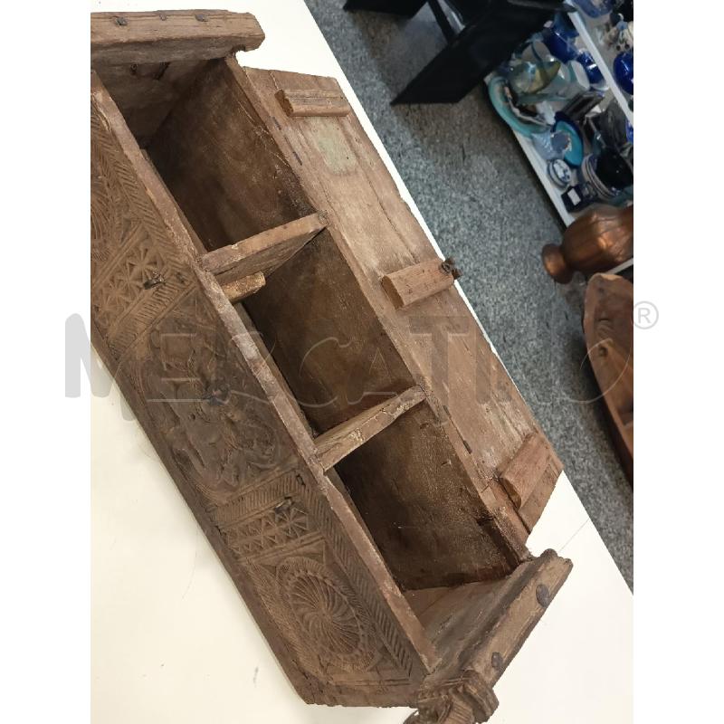 BAULE INDIANO PICCOLO LEGNO ANTICO DA RIV | Mercatino dell'Usato Roma rebibbia 2