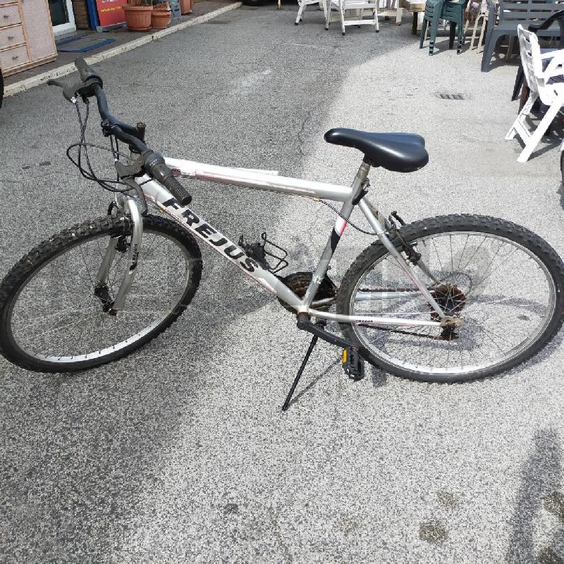 BICI FREJUS GRIGIA | Mercatino dell'Usato Roma rebibbia 1