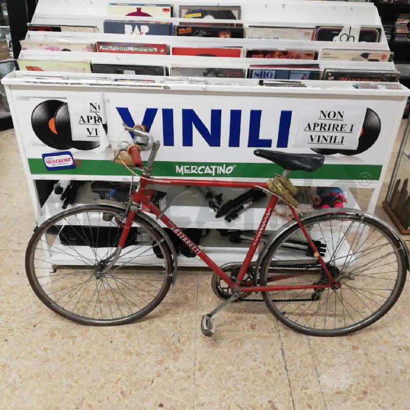 BICI ROMOLO LAZZARETTI ROSSA DA REVISIONARE | Mercatino dell'Usato Roma rebibbia 3