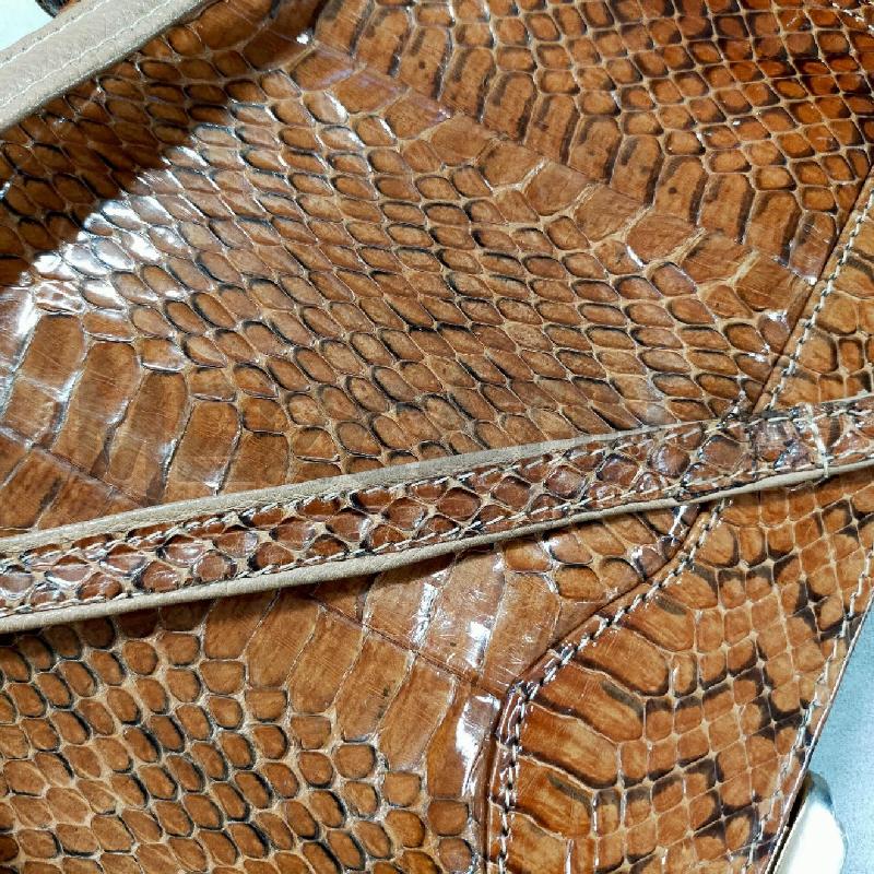 BORSA DONNA DA RIV INTERNO FUORI PELLE RETTILE | Mercatino dell'Usato Roma rebibbia 2
