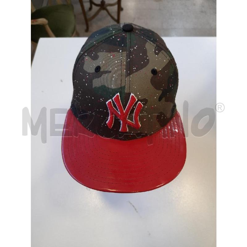 CAPPELLO UOMO NEW YORK MILITARE ROSSO | Mercatino dell'Usato Roma rebibbia 1