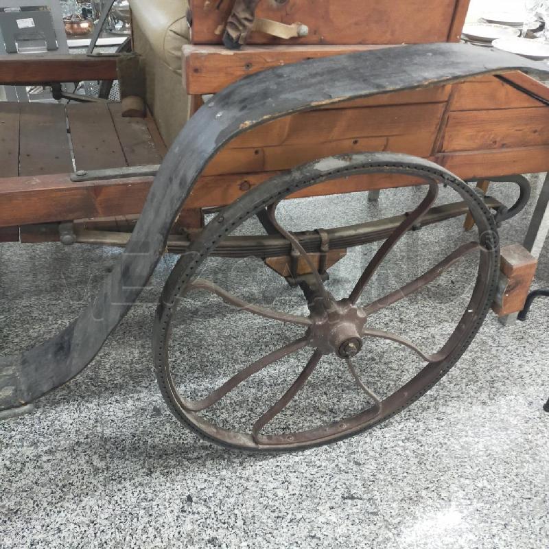 CARROZZA D'EPOCA DA RIV | Mercatino dell'Usato Roma rebibbia 5