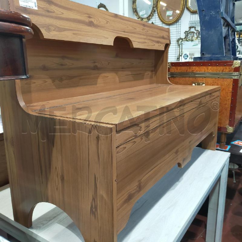 CASSAPANCA FORMICA CON CONTENITORE | Mercatino dell'Usato Roma rebibbia 4