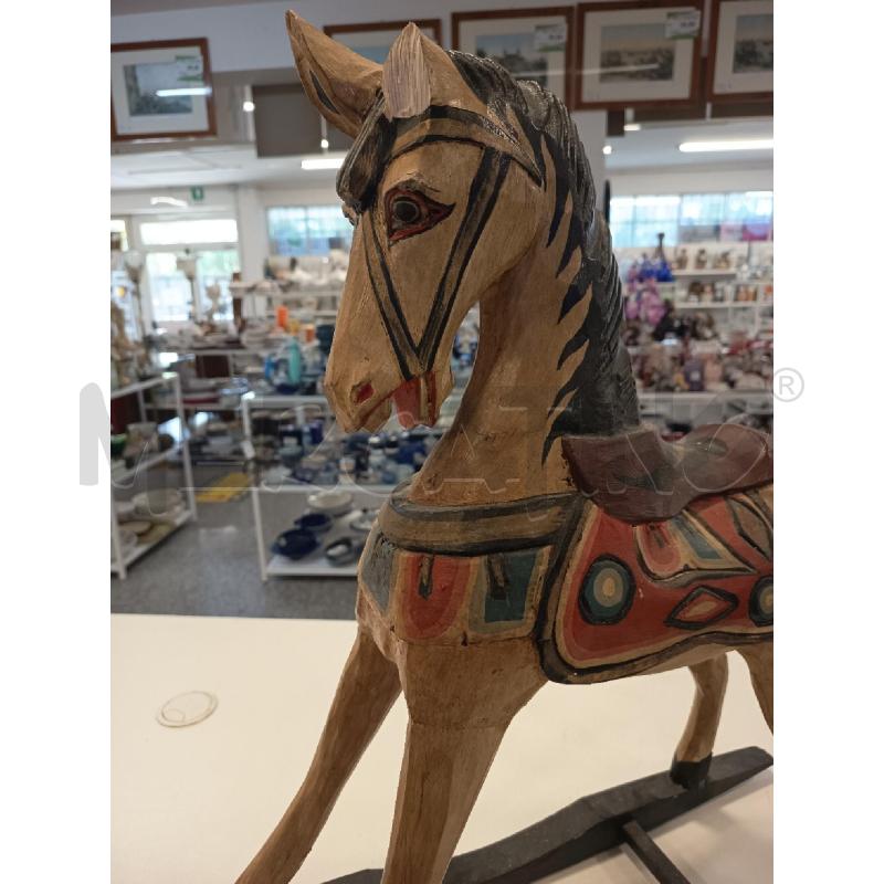 CAVALLO LEGNO DIPINTO DA RIV | Mercatino dell'Usato Roma rebibbia 3