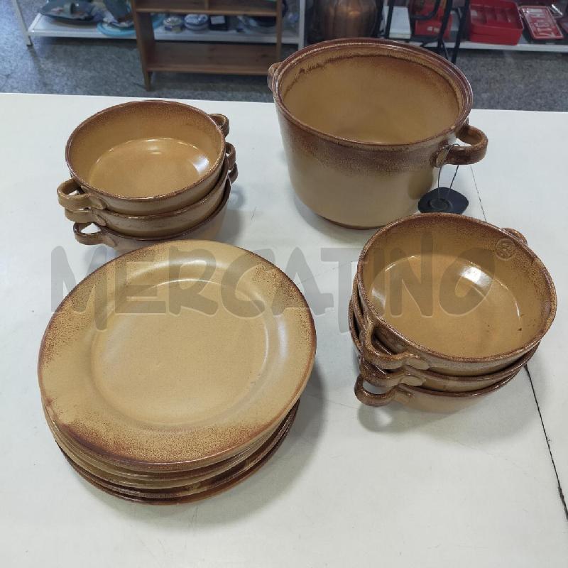 CIOTOLE CONSOMME COCCIO MARRONE 6PZ+PENTOLA | Mercatino dell'Usato Roma rebibbia 1