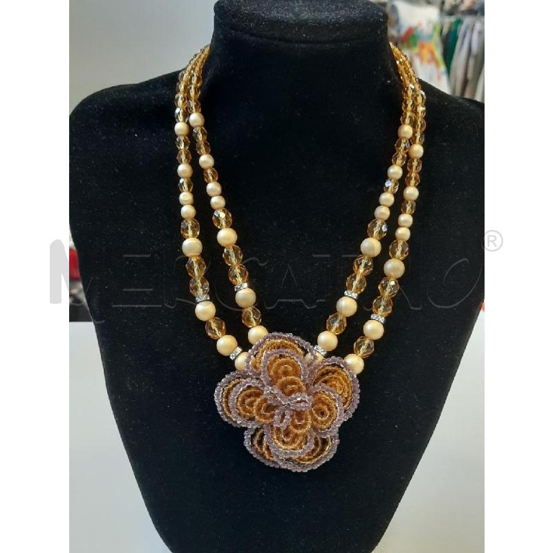 COLLANA DOPPIO FILO STRASS PERLINE GIALLE CENTRALE FIORE MICROPERLINE | Mercatino dell'Usato Roma rebibbia 1