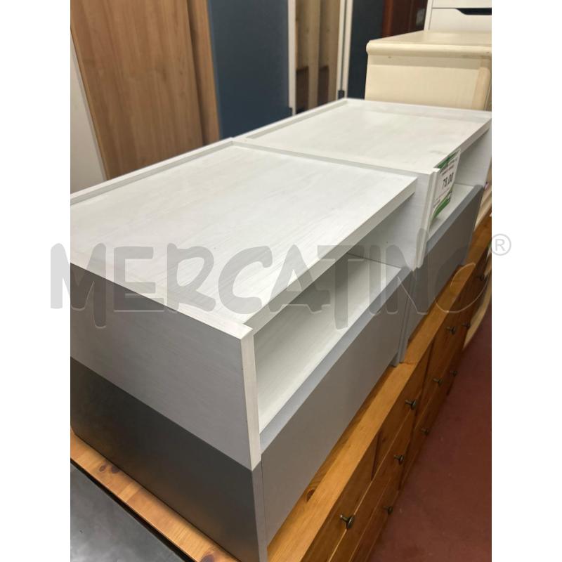COMODINI COPPIA 1/C BIANCO/ GRIGIO | Mercatino dell'Usato Roma rebibbia 2