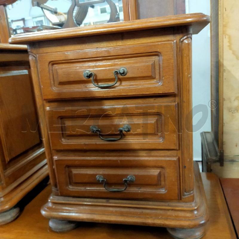 COMODINI COPPIA LEGNO NOCE  | Mercatino dell'Usato Roma rebibbia 2