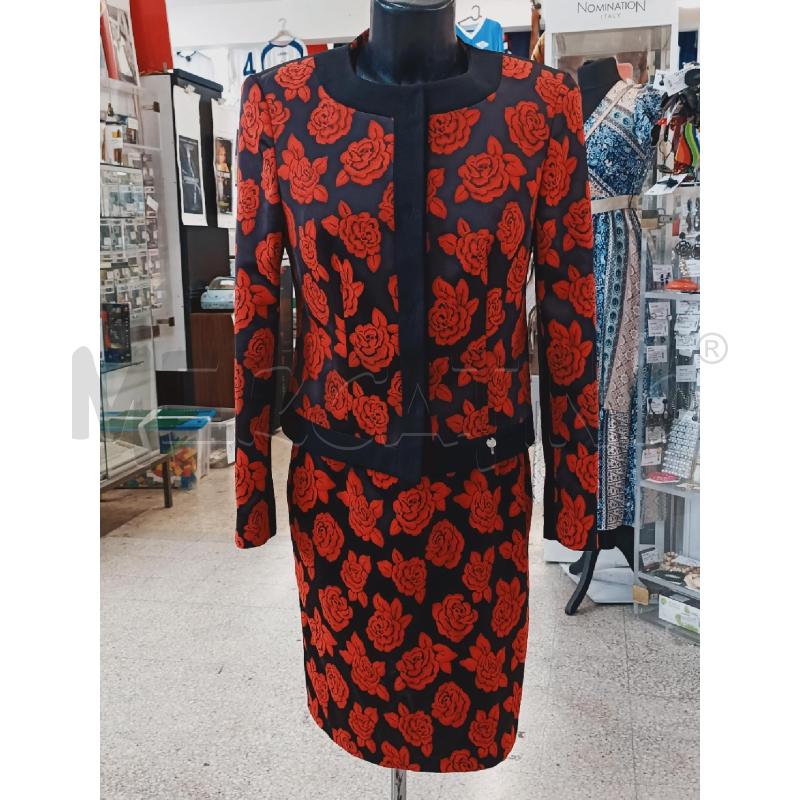 COMPLETO DONNA CANNELLA  GIACCA+VESTIT NERO ROSE ROSSE | Mercatino dell'Usato Roma rebibbia 1