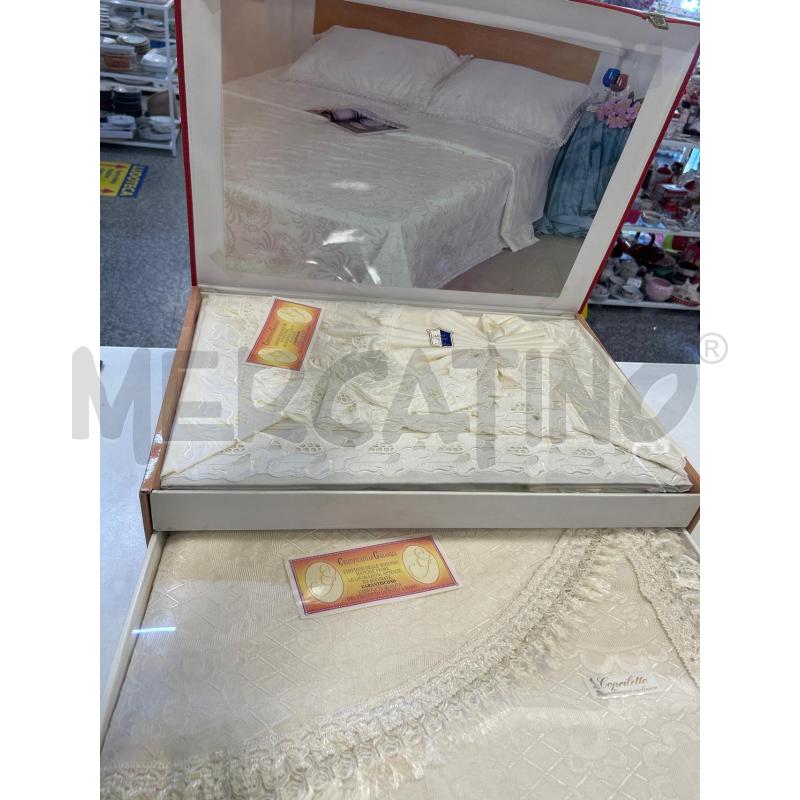 COMPLETO LETTO MATRIMONIALE BIANCO RICAMI  | Mercatino dell'Usato Roma rebibbia 1