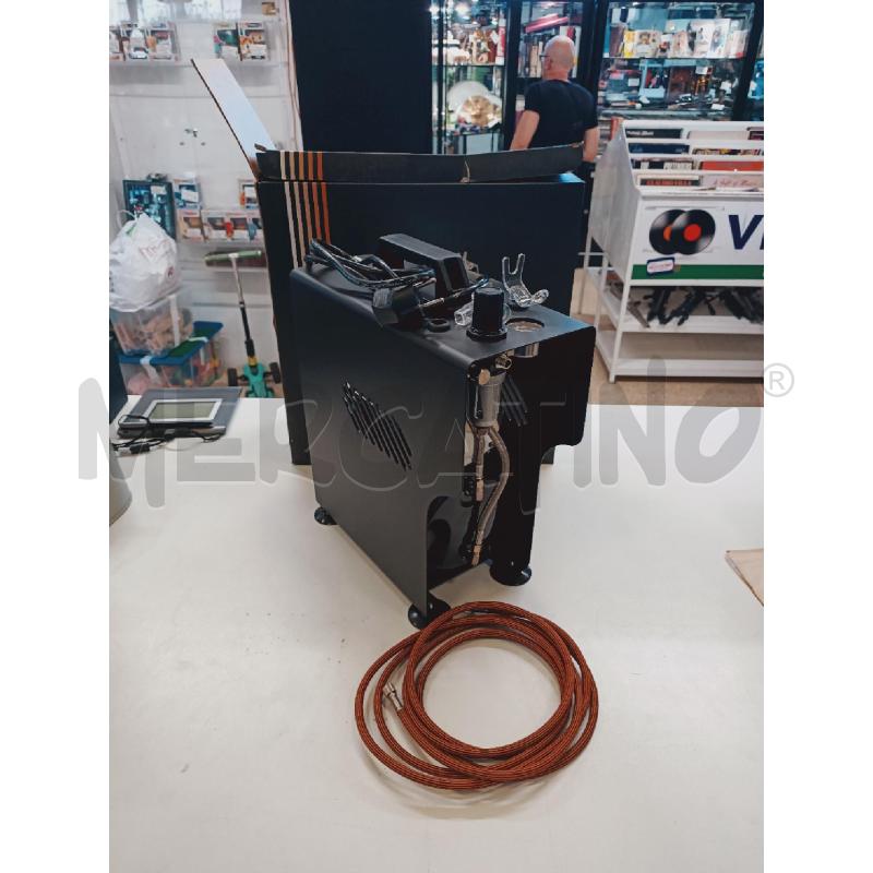 COMPRESSORE SPARMAX TC-610H + AEROGRAFO  | Mercatino dell'Usato Roma rebibbia 2