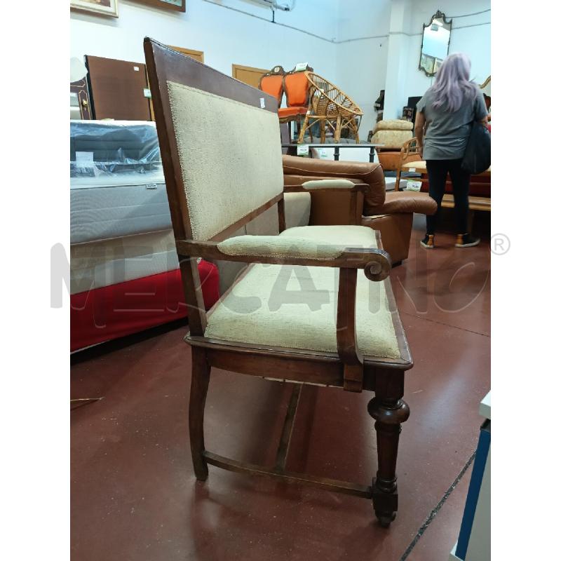 DIVANETTO LEGNO SEDUTA BIANCA DA RIV | Mercatino dell'Usato Roma rebibbia 3