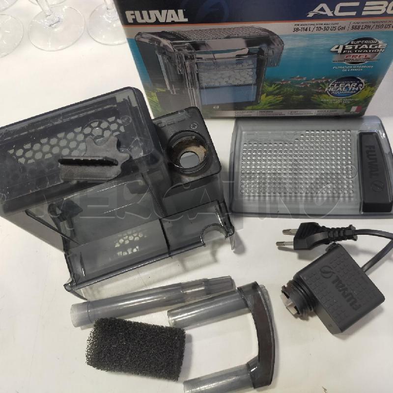 FILTRO PER ACQUARIO FLUVAL AQUACLEAR AC30 | Mercatino dell'Usato Roma rebibbia 2