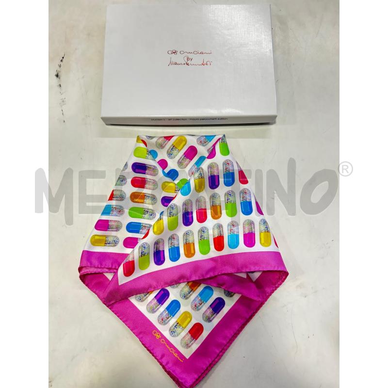 FOULARD CRUCIANI PILLOLE B ROSA | Mercatino dell'Usato Roma rebibbia 1