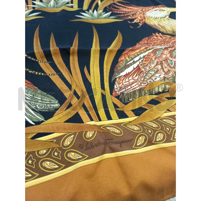 FOULARD FERRAGAMO MARRONE NERO AIRONI | Mercatino dell'Usato Roma rebibbia 2