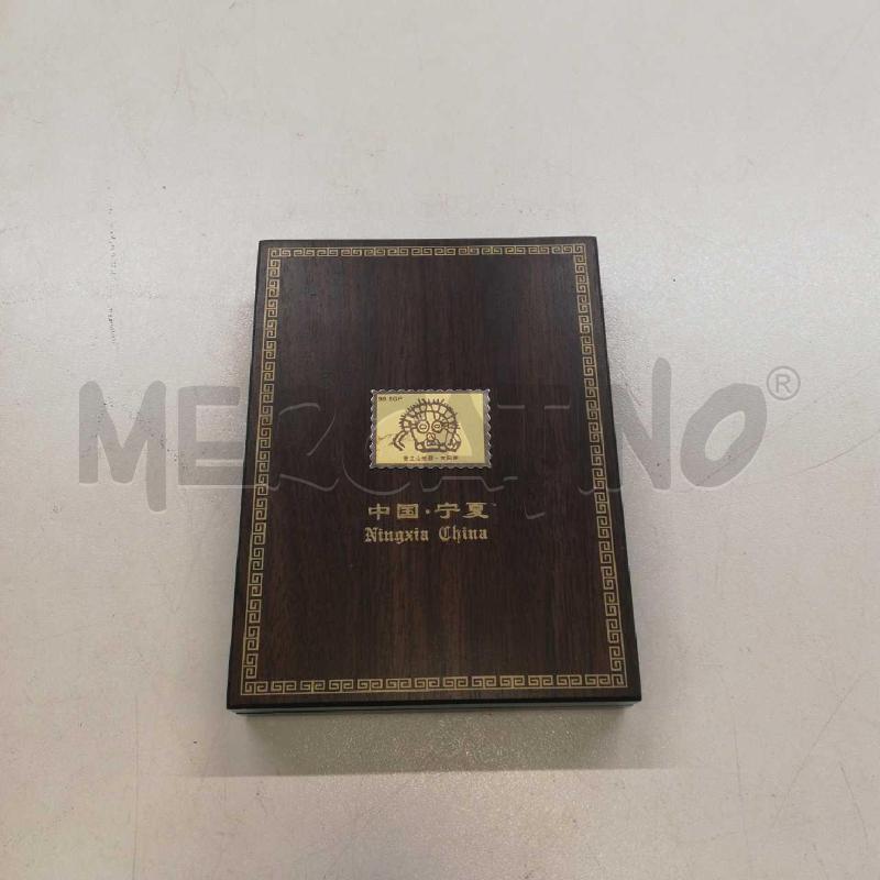FRANCOBOLLI DORATI XIXIA CULTURE SCATOLA LEGNO | Mercatino dell'Usato Roma rebibbia 2