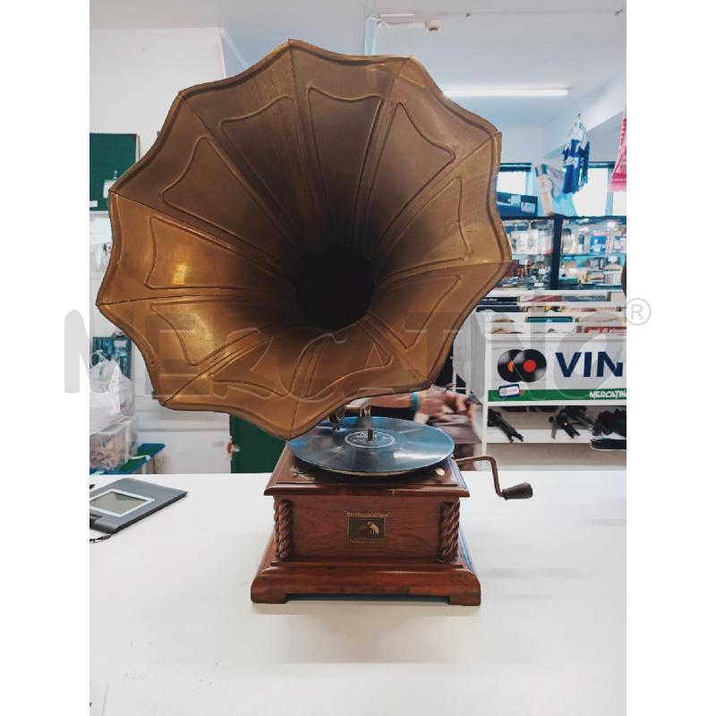 GRAMMOFONO HIS MASTER'S VOICE LEGNO CHIARO FUNZIONANTE | Mercatino dell'Usato Roma rebibbia 1