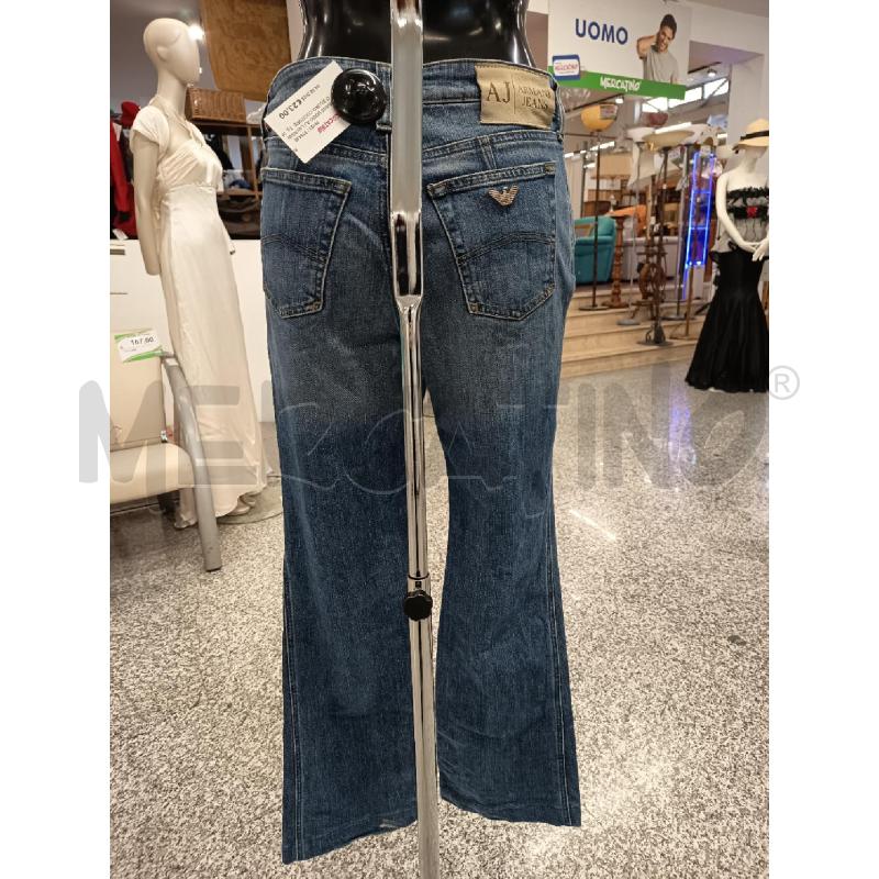 JEANS UOMO AJ LAVAGGIO SCURO CUCITURE VERDI  | Mercatino dell'Usato Roma rebibbia 2