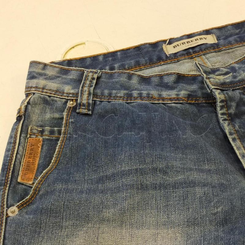 JEANS UOMO BURBERRY  STRAPPI | Mercatino dell'Usato Roma rebibbia 2